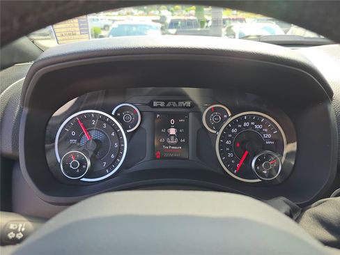 Used 2026 RAM 2500 Big Horn AWD/4WD image 32