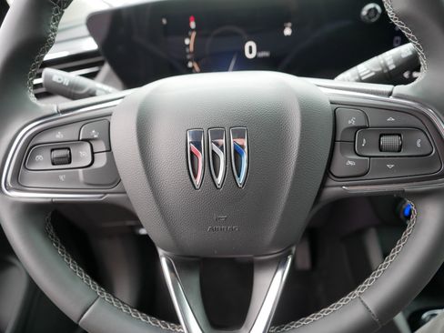 Used 2025 Buick Encore GX Preferred image 25