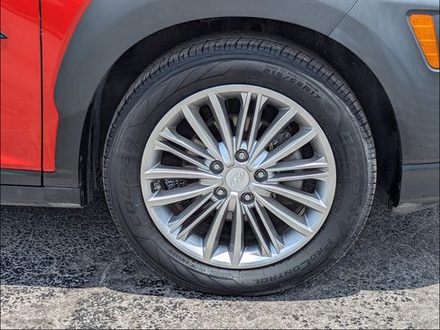 Used 2020 Hyundai Kona SEL Plus FWD image 13