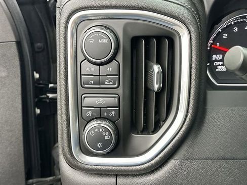 Certified 2022 Chevrolet Silverado 1500 LT image 15