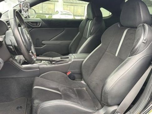 Used 2022 Toyota GR86 Premium image 11