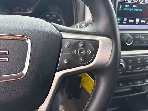 Used 2018 GMC Canyon SLE w/ SLE Convenience Package RWD image 13