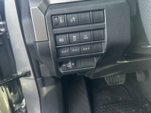 Used 2024 Toyota Tacoma TRD Off-Road image 12