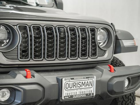 New 2026 Jeep Wrangler Unlimited Rubicon w/ Technology Group AWD/4WD image 9