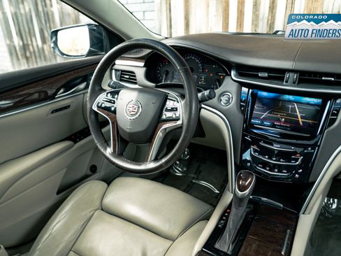 Used 2014 Cadillac XTS Luxury w/ Driver Awareness Package image 18