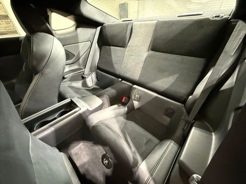 New 2025 Toyota GR86 Premium image 17