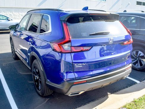 Used 2025 Honda CR-V Sport image 18