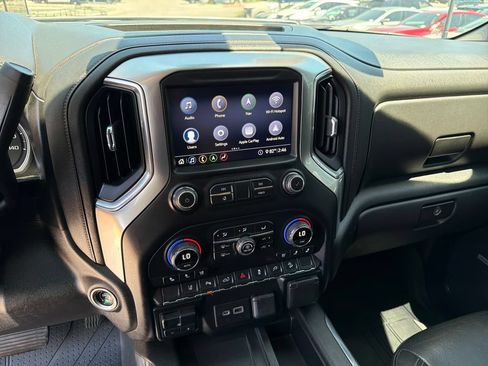 Used 2020 Chevrolet Silverado 2500 LTZ w/ LTZ Premium Package AWD/4WD image 24