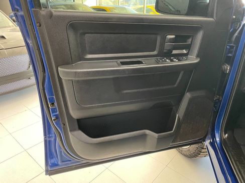 Used 2017 RAM 1500 Express w/ Express Value Package image 16