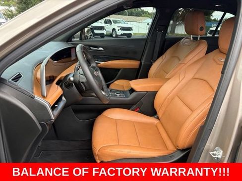 Used 2024 Cadillac XT4 Premium Luxury FWD image 14