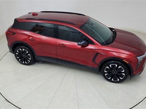 Used 2025 Chevrolet Blazer EV RS image 76