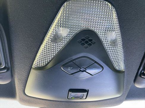 Used 2020 Toyota C-HR XLE image 23