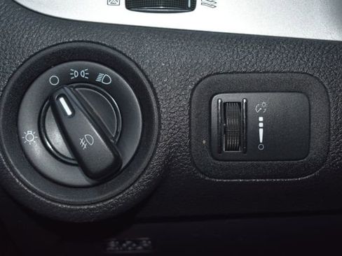 Used 2012 Dodge Journey SXT image 18