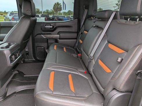 Used 2021 GMC Sierra 1500 AT4 AWD/4WD image 16