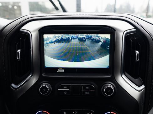 Used 2019 Chevrolet Silverado 1500 LT w/ Fleet Comfort Package image 15