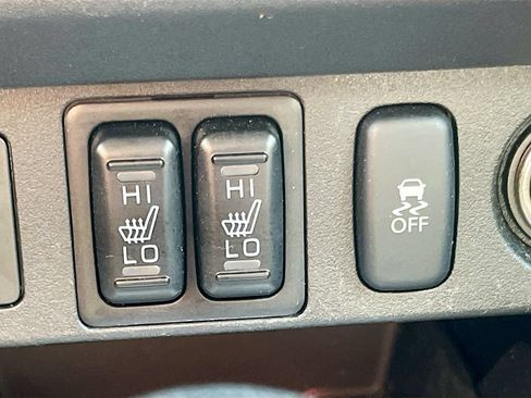 Used 2025 Mitsubishi Outlander Sport AWD image 30