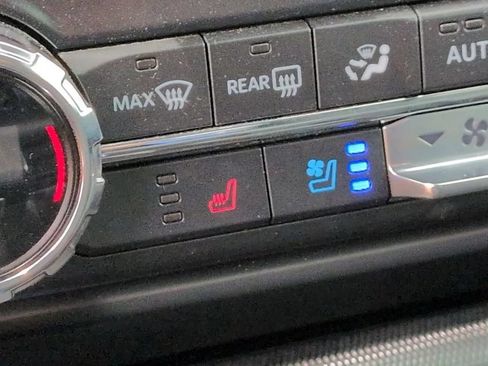 Used 2021 Ford F150 Lariat RWD image 16