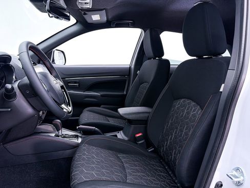 New 2026 Mitsubishi Outlander Sport AWD image 17