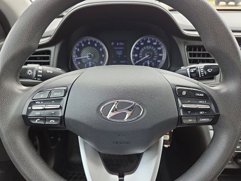 Used 2020 Hyundai Elantra SEL w/ Cargo Package (C1) FWD image 24