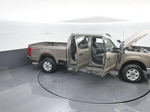 New 2026 Ford F250 XLT w/ FX4 Off-Road Package AWD/4WD image 38