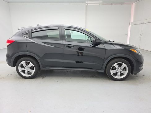 Used 2019 Honda HR-V LX image 12