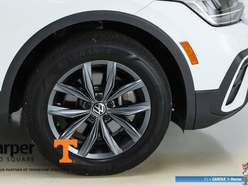 Used 2022 Volkswagen Tiguan SE FWD image 51