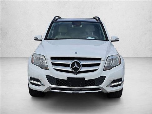 Used 2015 Mercedes-Benz GLK 350 4MATIC image 2