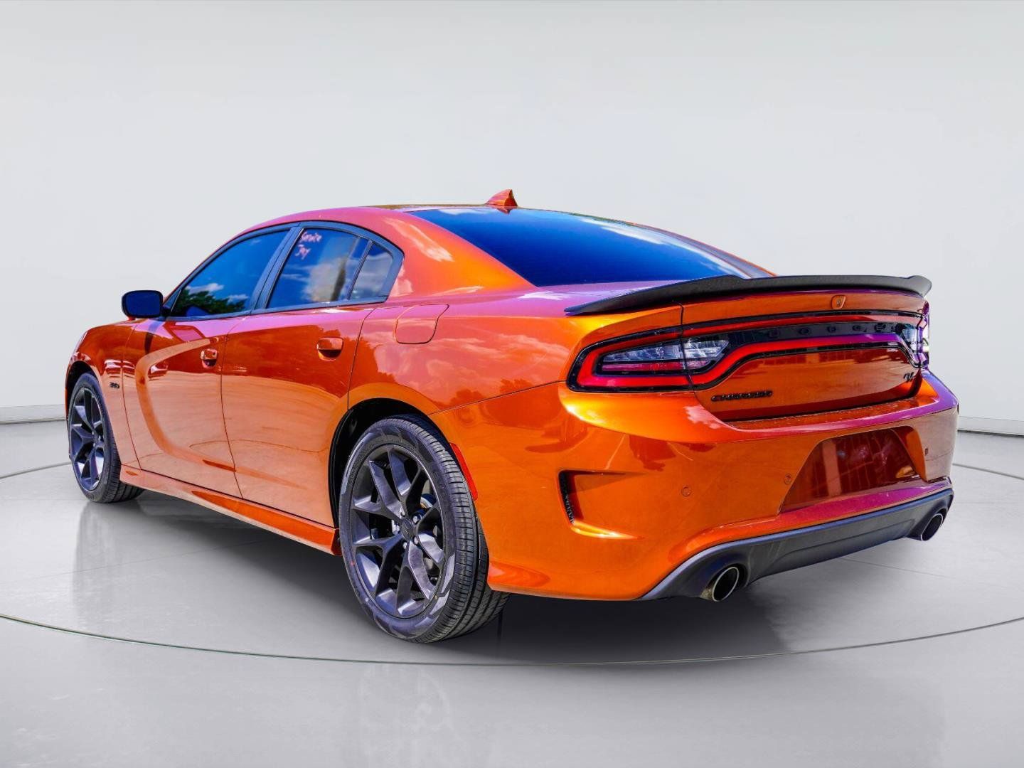 Used 2023 Dodge Charger R/T w/ Blacktop Package RWD image 5