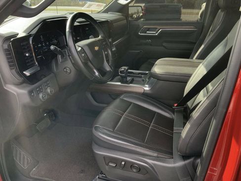 Used 2023 Chevrolet Silverado 1500 High Country image 32