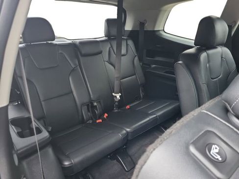 Used 2022 Kia Telluride SX image 28