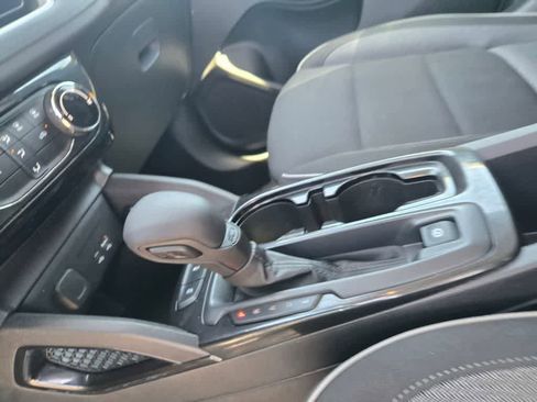 Used 2025 Chevrolet TrailBlazer LT FWD image 13