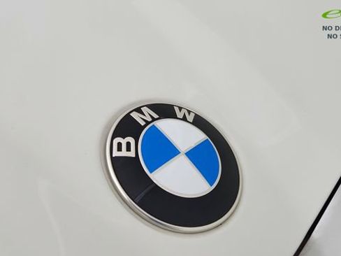 Used 2025 BMW 530i RWD image 16