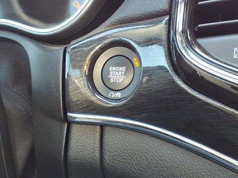 Used 2021 Jeep Grand Cherokee Trailhawk w/ Premium Lighting Group image 12