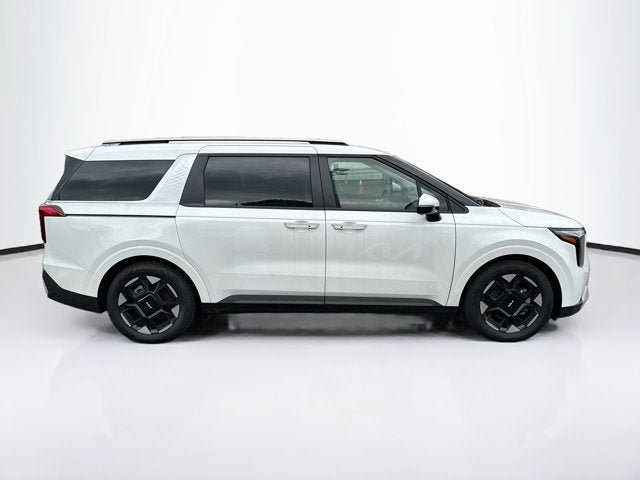 Certified 2026 Kia Carnival EX FWD image 4