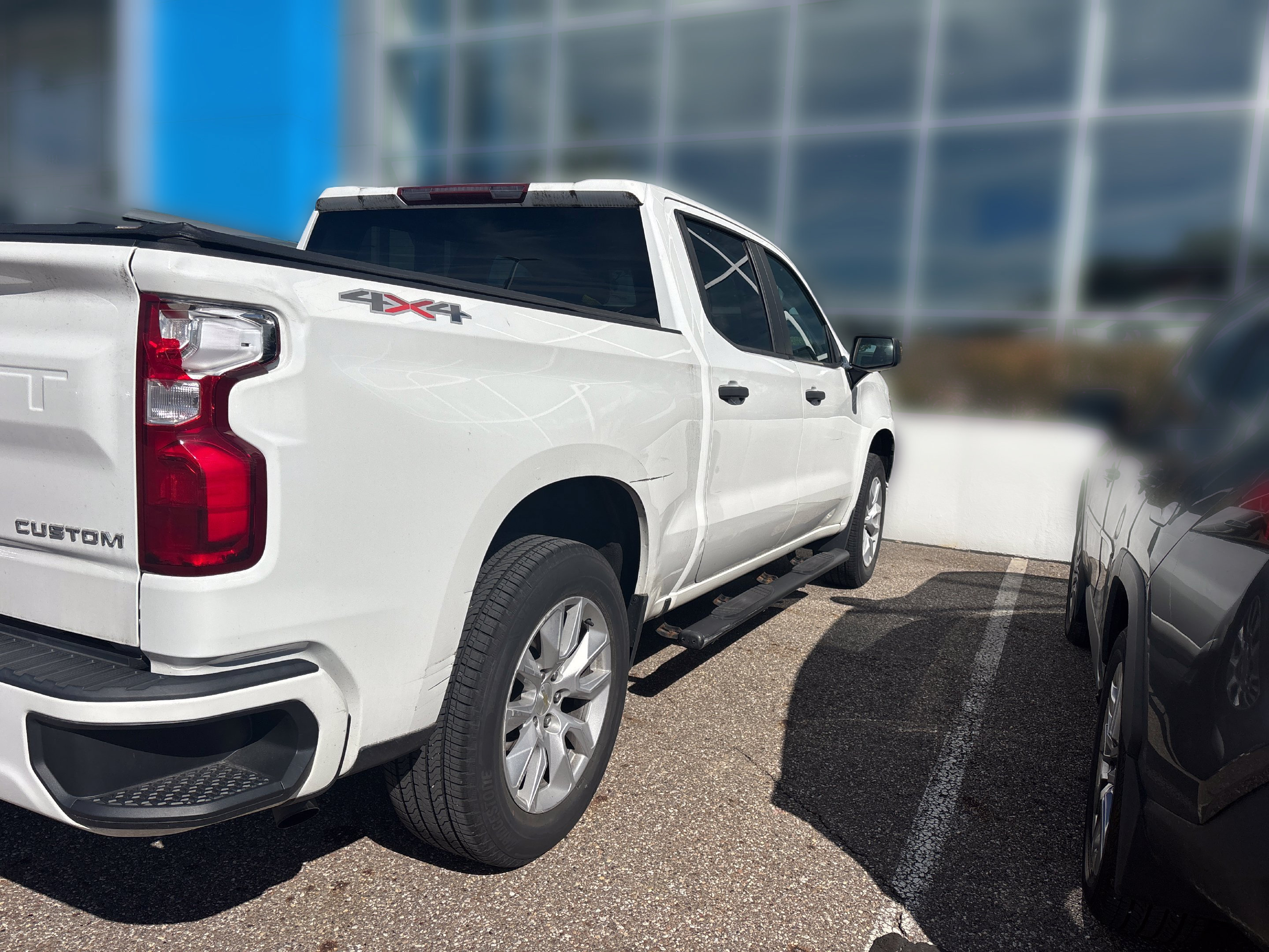 Used 2021 Chevrolet Silverado 1500 Custom AWD/4WD image 3