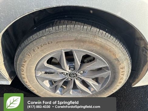 Used 2024 Toyota Sienna XLE w/ XLE Plus Package image 13