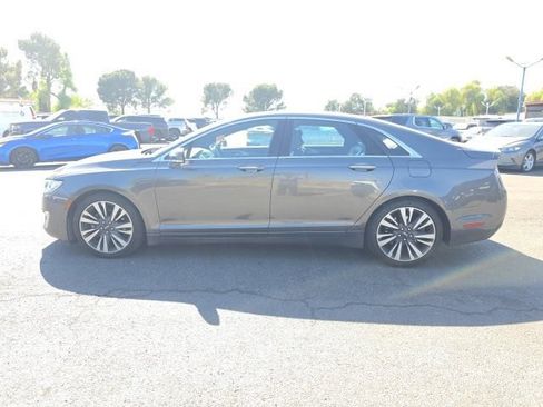Used 2018 Lincoln MKZ Reserve FWD image 4