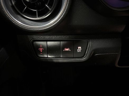 Used 2019 Kia Forte S w/ S Premium Package FWD image 18
