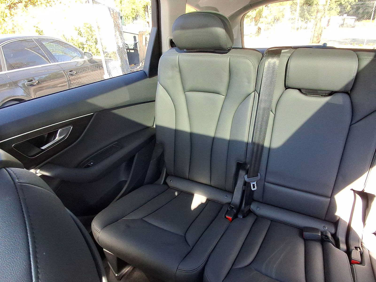 Used 2023 Audi Q7 2.0T Premium w/ Convenience Package AWD/4WD image 12