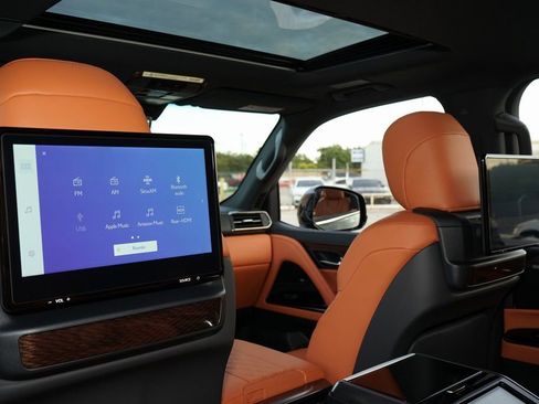 Used 2026 Lexus LX 700h Ultra Luxury image 26