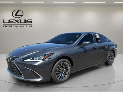 Used 2024 Lexus ES 300h w/ Technology Package