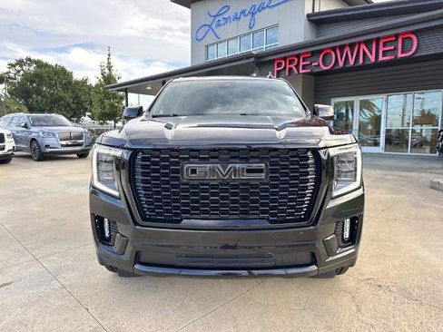 Used 2023 GMC Yukon XL Denali RWD image 3