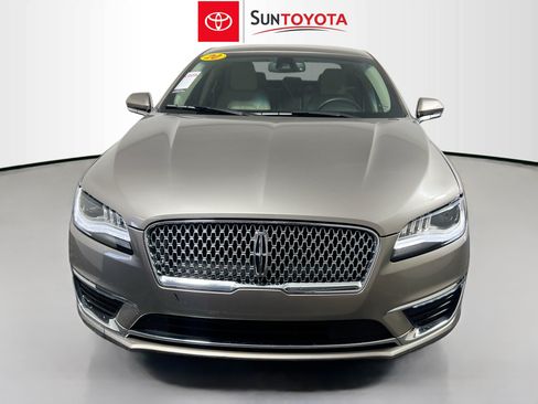 Used 2020 Lincoln MKZ w/ Convenience Package FWD image 10
