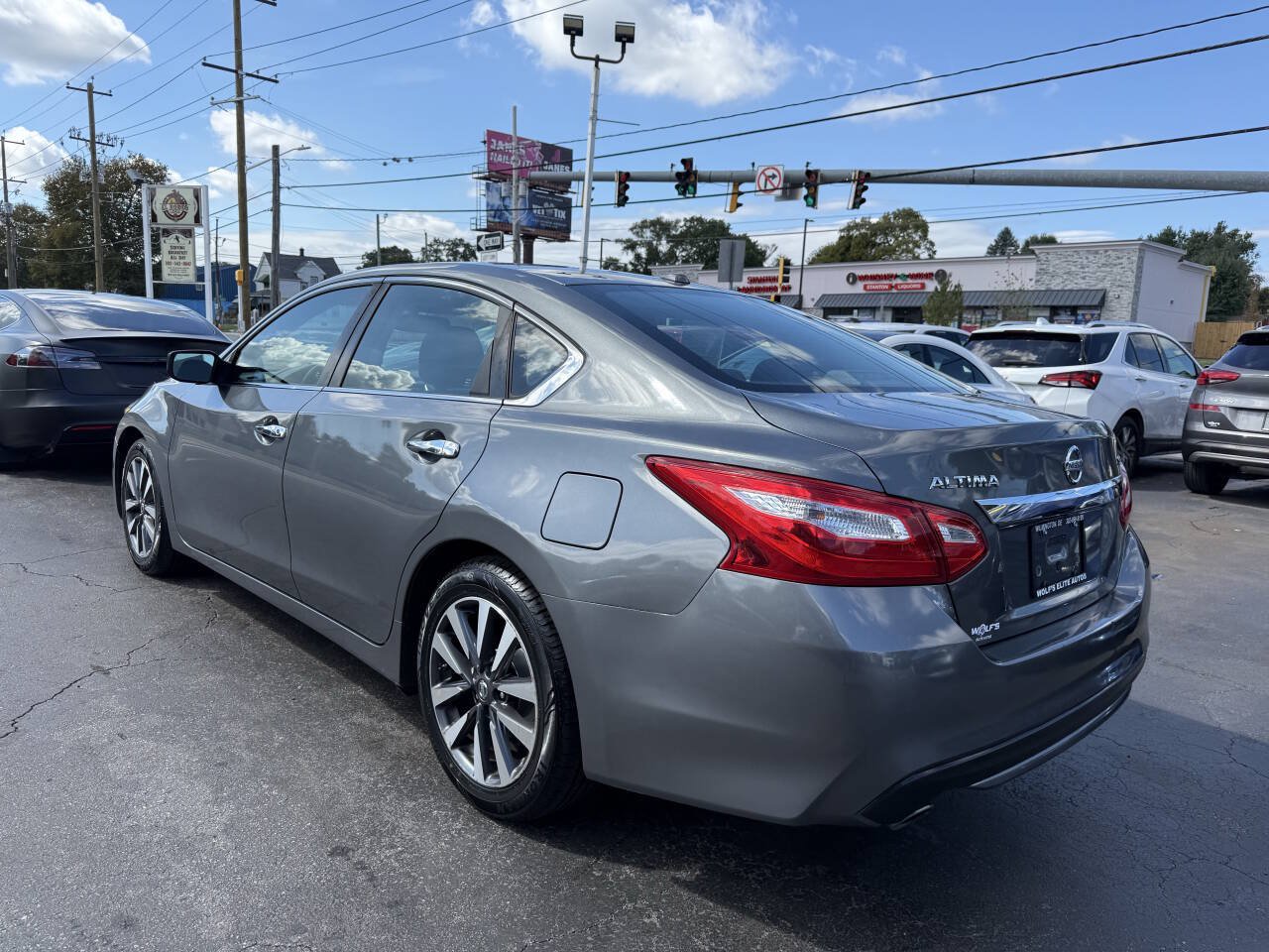Used 2017 Nissan Altima 2.5 SV FWD image 6