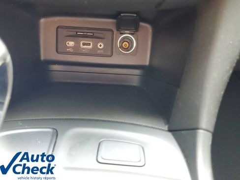 Used 2022 Chevrolet Equinox LT FWD image 28