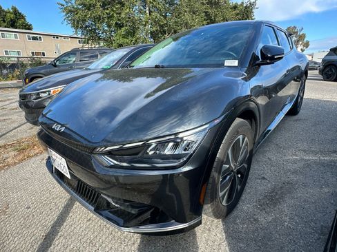 Certified 2024 Kia EV6 Wind RWD image 2