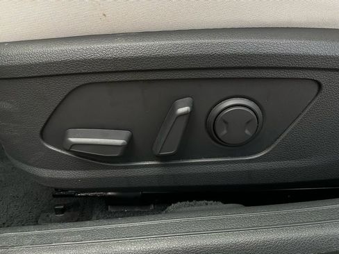 Used 2025 Hyundai Sonata SEL image 11