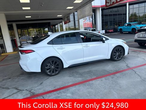 Used 2023 Toyota Corolla XSE FWD image 9