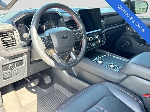 Used 2024 Ford Expedition Limited AWD/4WD image 2