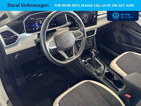 Used 2025 Volkswagen Taos SE image 13